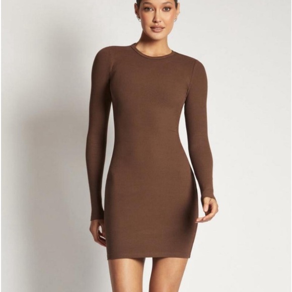 Meshki Vivienne long sleeve ribbed mini dress. Chocolate S NWT - Picture 1 of 7